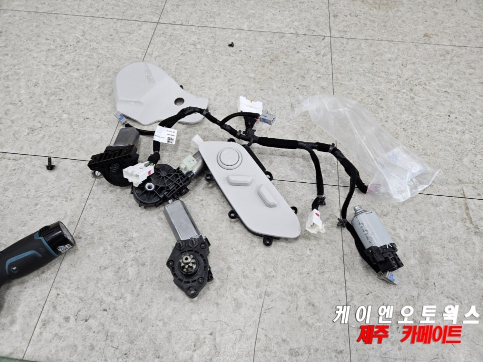 디올뉴 그랜저GN7 메모리시트, 이지억세스 편안한 운전 자세 컨트롤을 위한 순정 부품 장착 튜닝 / 제주시 오라삼동