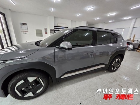 EV3 레이노 프레스토 D1 썬팅, 식빵등 시공, 실내 쾌적함과 트렁크의 감성 조명의 완성! / 제주시 오라삼동