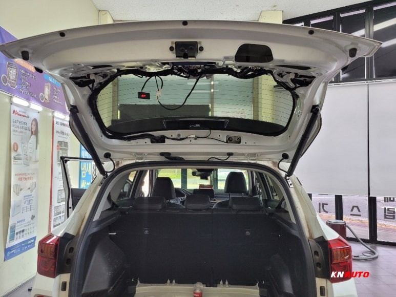 셀토스 고급옵션 전동트렁크 순정처럼 시공 가능한 곳 / 전주 덕진동