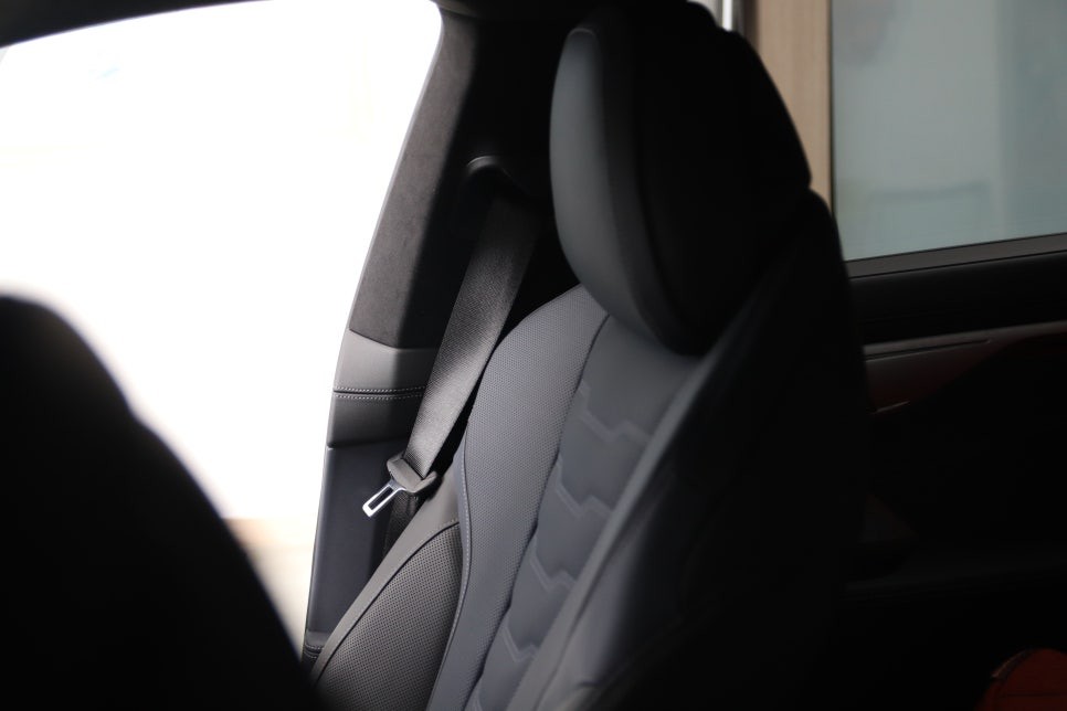 대전.충청 / BMW M850i 컬러 안전벨트 경고등 없는 깔끔 시공 천안 아산 평택 안성 / 천안