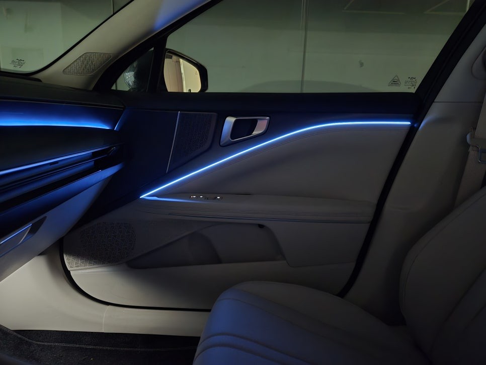 광주 K8 풀체인지 하이브리드 엠비언트 라이트 시공, 순정연동 및 무빙효과 튜닝 / 광주 북구