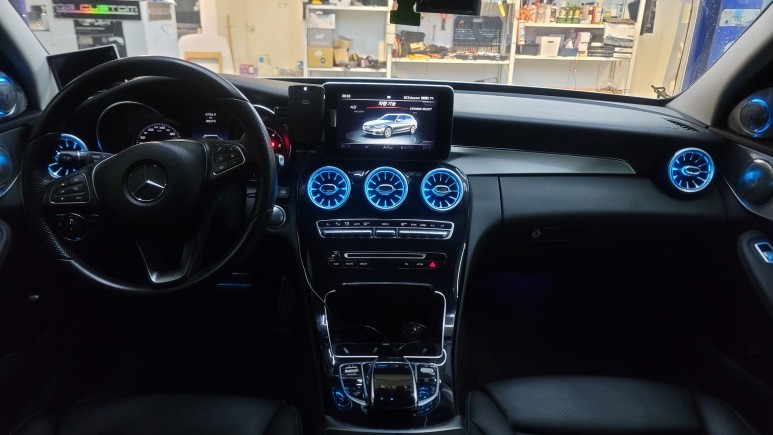 [구미디지나인커스텀] W205 벤츠 C클래스 1/2열  송풍구 LED, 부메스터 전동트위터 시공 / 구미, 대구