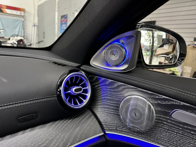 벤츠W213 E클래스 송풍구와 부메스터 전동트위터 시공작업 / 벤츠 / E-클래스 W213 / 구미, 대구