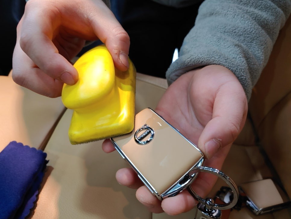 기온쿼츠 레더쉴드(가죽코팅) + 시트 클리닝 볼보 XC40 인스크립션 / 서울 광진구, 중곡, 건대