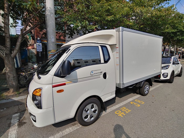 현대 포터2 냉동 탑차 솔라가드 세턴 블랙박스 저렴한 가격 시공 / 서울 광진구, 중곡, 건대