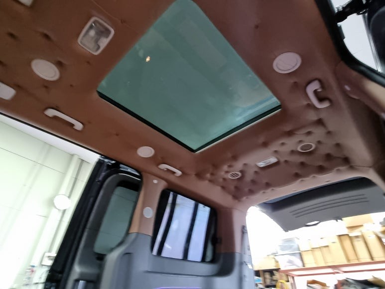 스타리아 천장 엠보싱 방음 + 바닥 장판 시공했어요~ / 경기 의정부