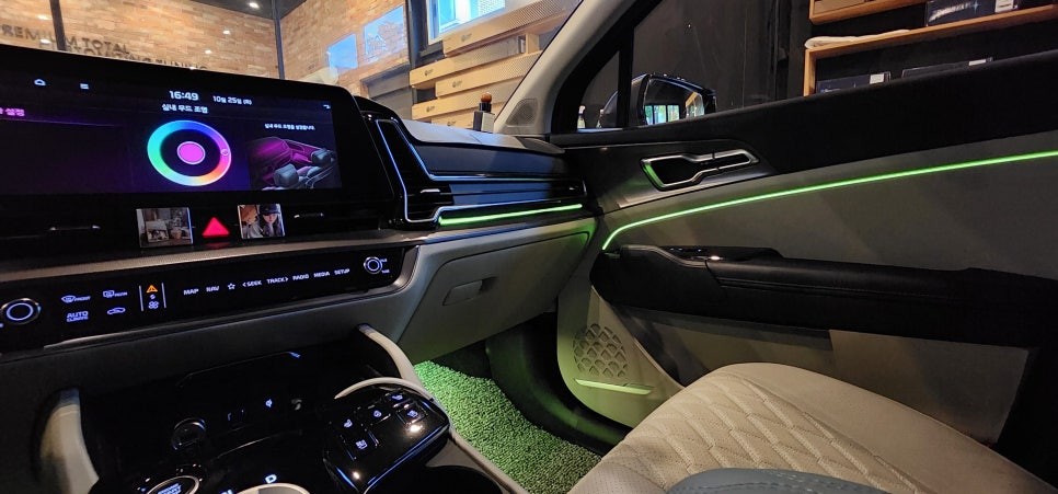 창원에서 기아 스포티지nq5 엠비언트 무드등으로 예쁜실내조명 순정연동까지!