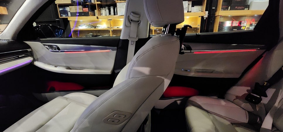 [창원 엠비언트] 더 뉴그랜져 순정 연동 비노출 엠비언트 추가 인스톨!