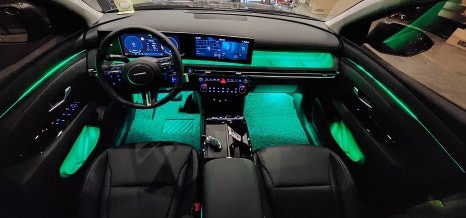 투싼 페이스리프트 실내 엠비언트 라이트 시공으로 분위기를 바꾸면!