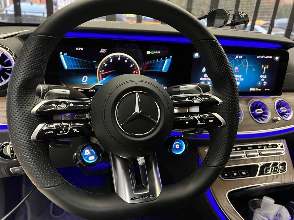 신형 잠자리 어질리티 핸들 교체 및 벤츠 E클래스 AMG 계기판 코딩 / 수원 영통구