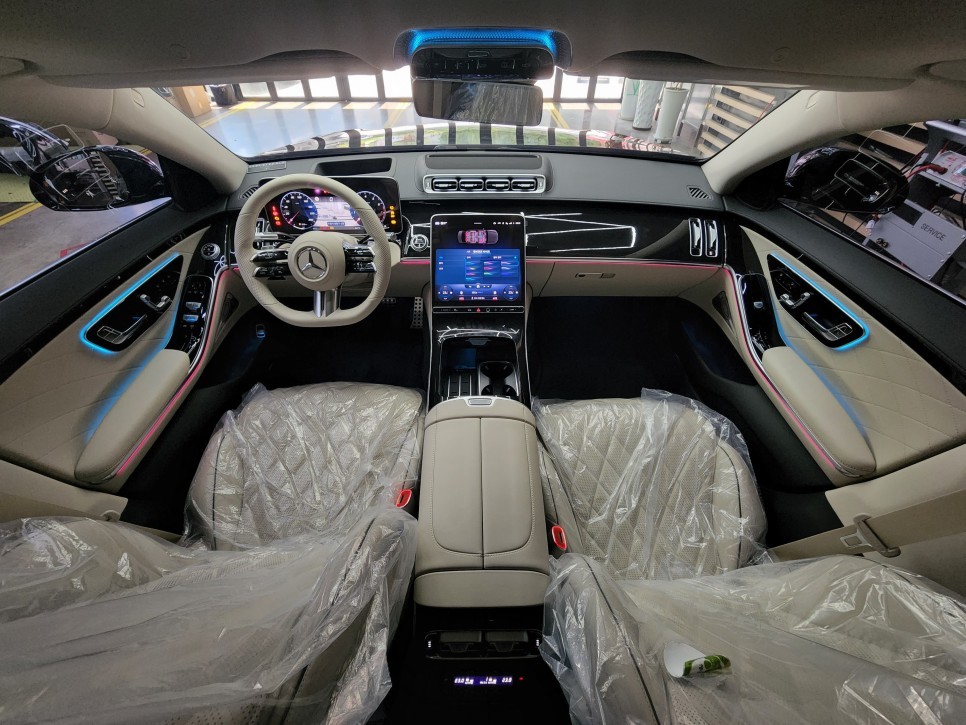 경기남부 / 벤츠 S500(W223) 순정 액티브 엠비언트와 4D 전동트위터 장착 / 수원 영통구 / 수원.화성