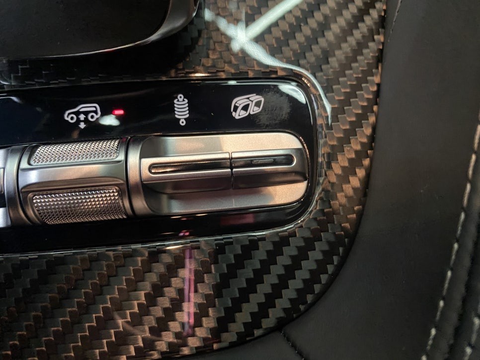 벤츠 GLE63s amg 순정 가변배기 및 어질리티 가변버튼 활성화