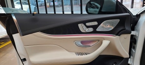 벤츠 CLS300d AMG 코딩, R버튼, 도어락핀, 상단 엠비언트 시공