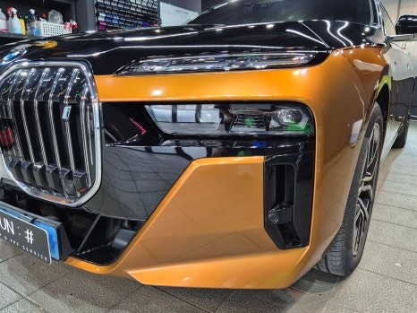 강남 양재동 랩핑 전문 쪼군샵, BMW i7 랩핑 제거, 구릿빛 투톤 듀오톤 랩핑 재시공 / 강남구 역삼동