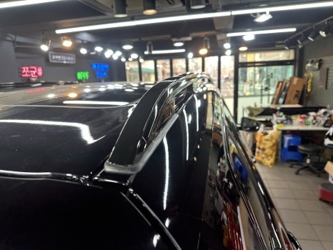 강남 양재동 랩핑 쪼군샵 BMW X7 크롬 딜리트(크롬 죽이기) 및 그릴 교체 시공 / 강남구 역삼동
