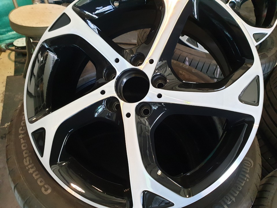 대구자동차휠수리-[벤츠GLA 순정휠 블랙다이아몬드컷팅투톤휠 휠복원]휠도색/대구 자동차 휠