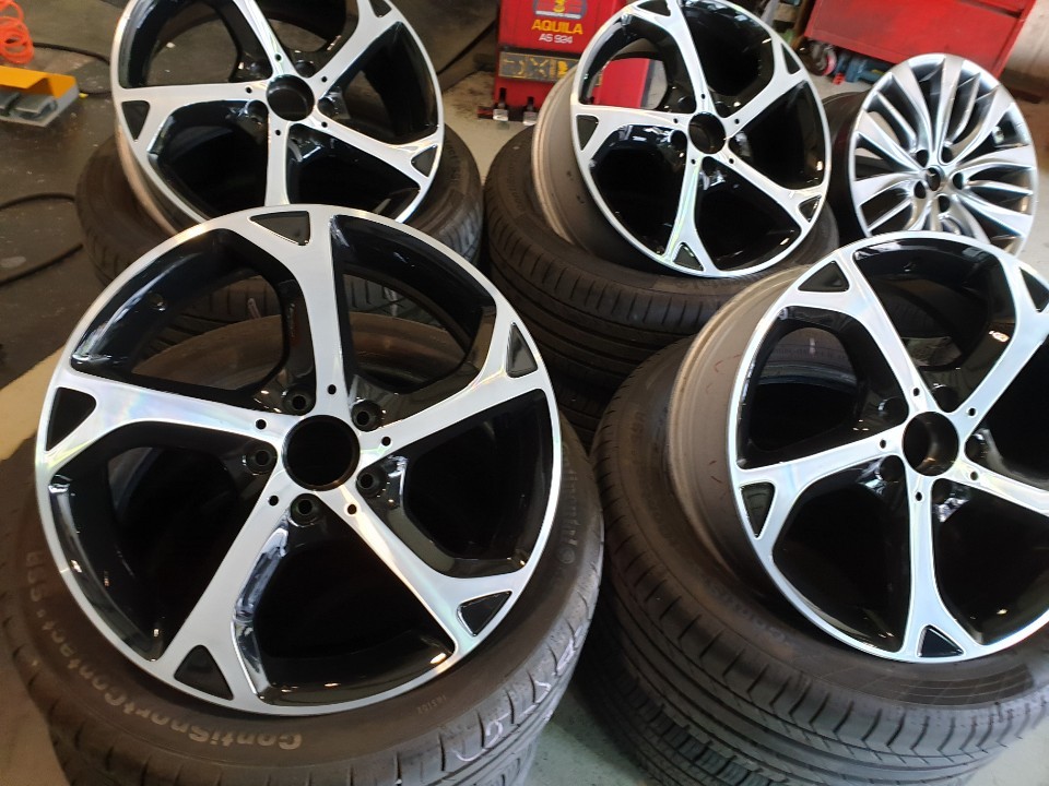 대구자동차휠수리-[벤츠GLA 순정휠 블랙다이아몬드컷팅투톤휠 휠복원]휠도색/대구 자동차 휠