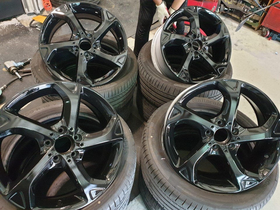 대구자동차휠수리-[벤츠GLA 순정휠 블랙다이아몬드컷팅투톤휠 휠복원]휠도색/대구 자동차 휠