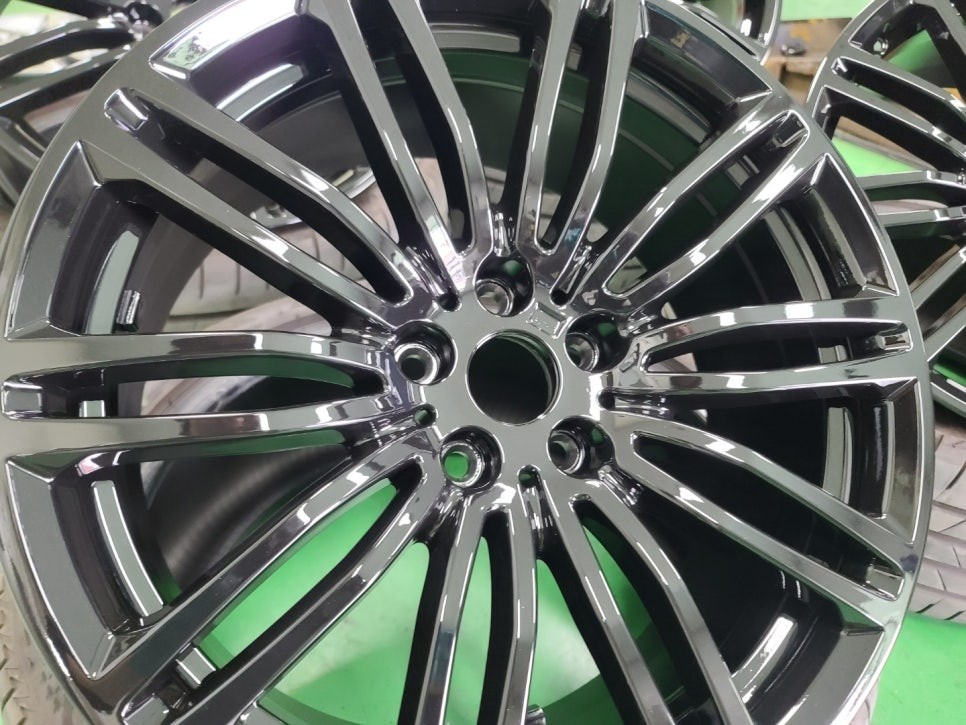 대구 휠수리-[BMW M5 순정휠 블랙유광 색상 휠도색]휠복원/대구 자동차 휠 / 대구 동구 동호동