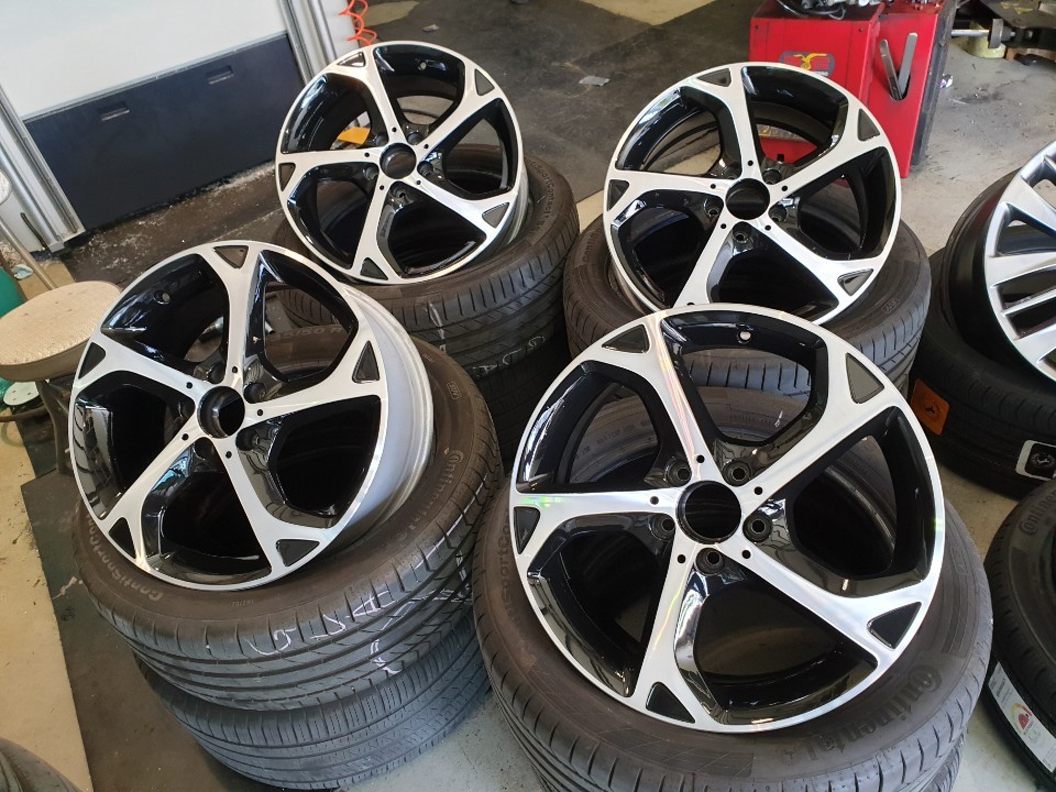 대구자동차휠수리-[벤츠GLA 순정휠 블랙다이아몬드컷팅투톤휠 휠복원]휠도색/대구 자동차 휠