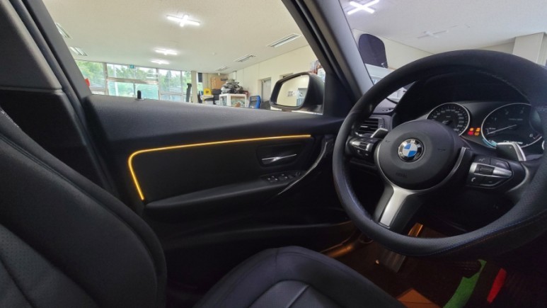 BMW320 구형차량에 비노출엠비언트 / 대구,구미
