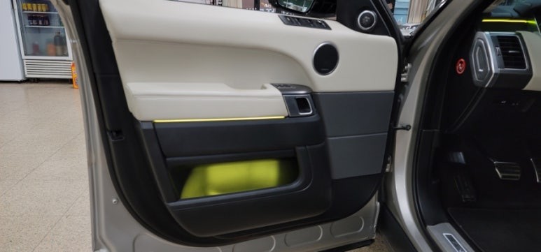 레인지로버스포츠 엠비언트 시공할때가 참!애매하지만 요래 해뿌이 이쁘구마이~ / 대구,구미