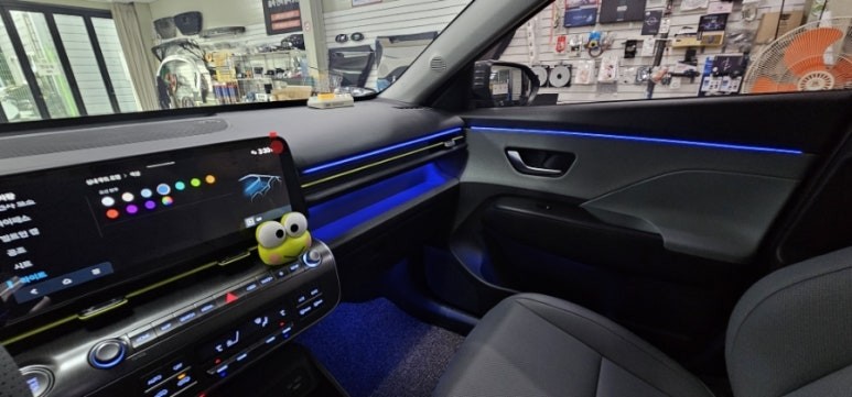 2024 코나 엠비언트 아크릴엠비언트로도 충분히 이뻐요. / 대구,구미