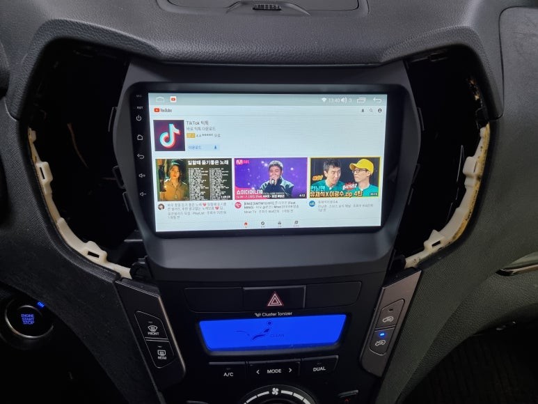 싼타페DM 안드로이드올인원 카나로Q 천안 아산 평택 청주 세종 튜닝바이해리 썬팅 네비매립 블랙박스 보조배터리 카오디오스피커 경보기 감지기 HID LED튜닝 엠비언트무드등