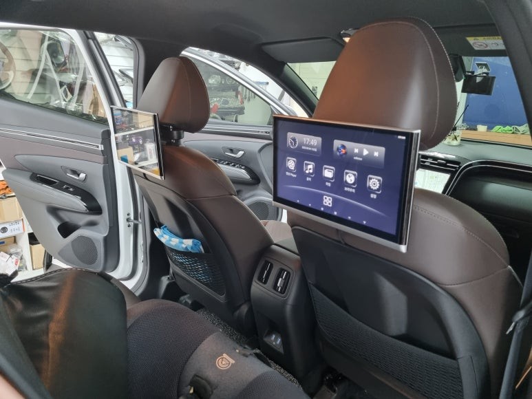 투싼NX4 안드로이드 리어모니터 노바Z9 천안 아산 평택 청주 세종 튜닝바이해리 썬팅 네비매립 블랙박스 보조배터리 카오디오스피커 경보기 감지기 HID LED튜닝 엠비언트무드등