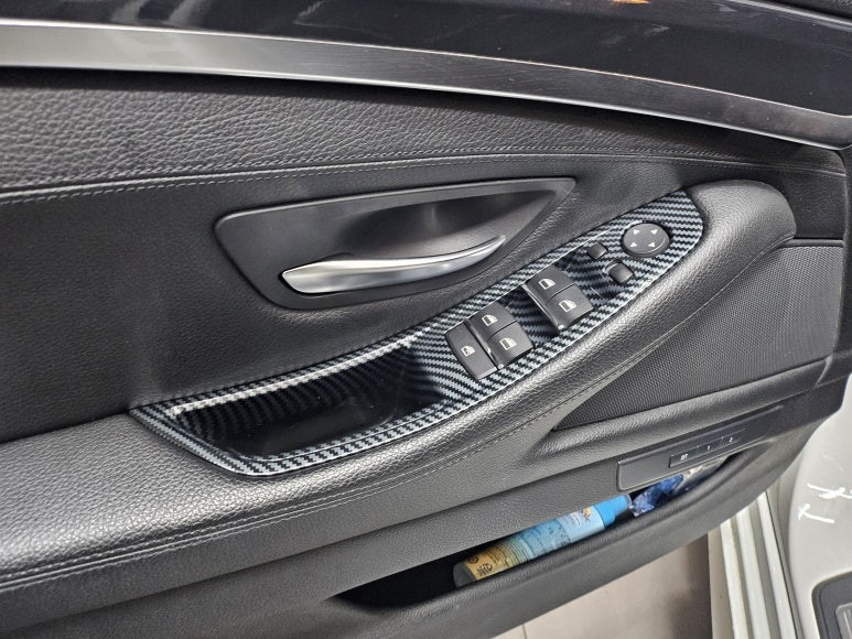 BMW 520D 손잡이 끈적임교체 몰딩교체 엠비언트 광량증가 천안 아산 평택 청주 세종 튜닝바이해리