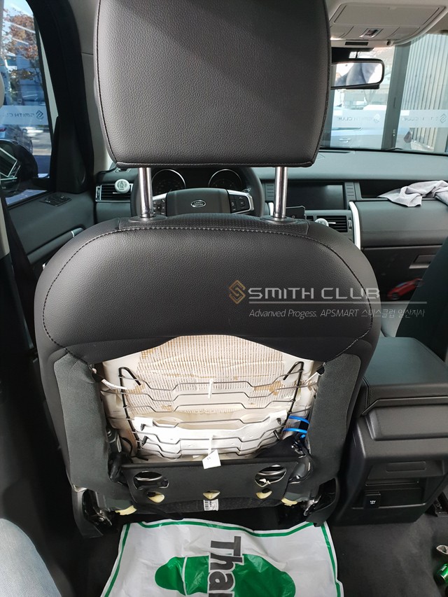 랜드로버 리어모니터 12.5 인치 뉴모델 장착