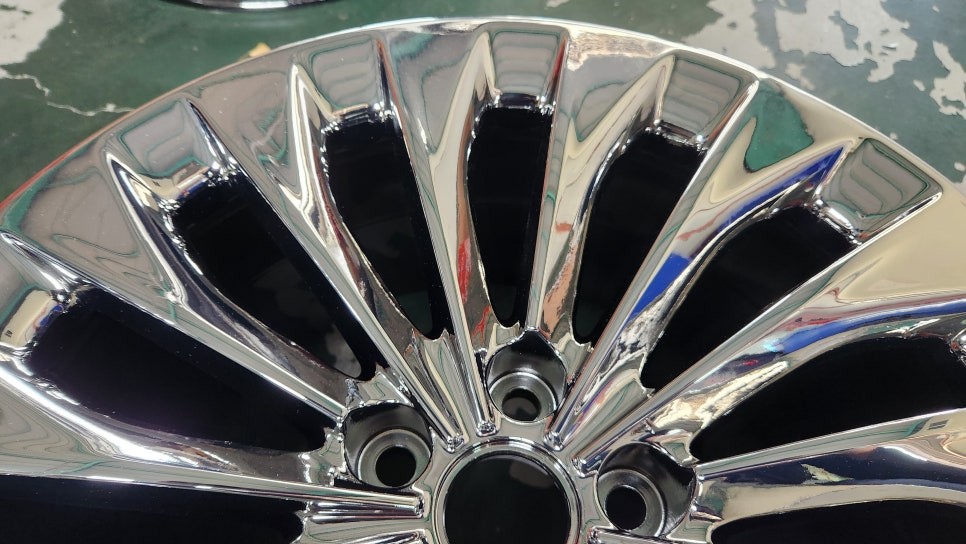 제네시스 EQ900 크롬휠복원 청주휠복원 청주휠수리 / 청주시 서원구