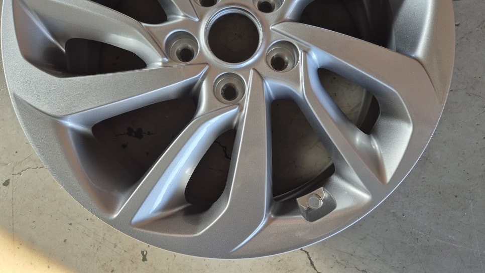 현대 투싼 17인치 순정휠 1개 도색복원  청주휠복원 청주휠수리 청주 휠복원 / 청주시 서원구