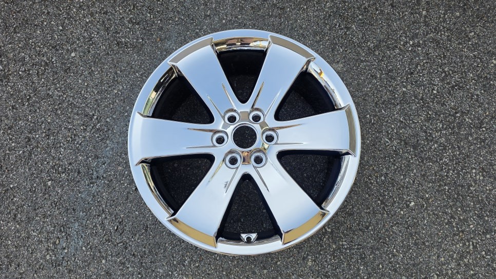 기아 모하비 18인치 크롬휠 1개 복원  청주휠복원 청주휠수리 청주 휠복원 / 청주시 서원구