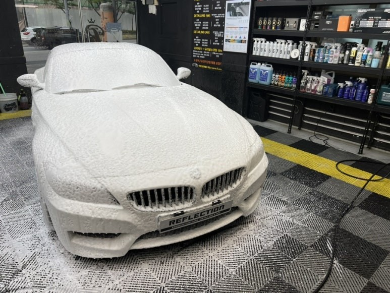 BMW Z4 세차 대전시 동구 용전동 리플렉션 디테일링 광택 유리막 코팅 / 대전 대덕구 비래동