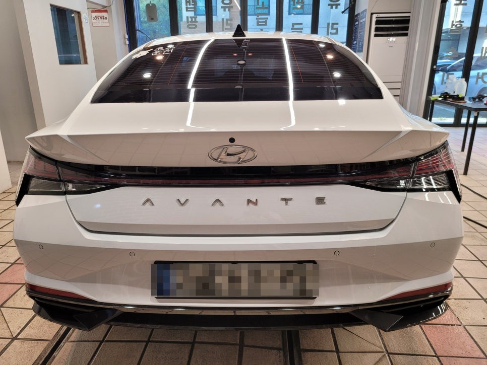 광명 외형복원 아반떼CN7 찌그러진 사이드실 판금도색으로 완벽복원 / 광명시 일직동