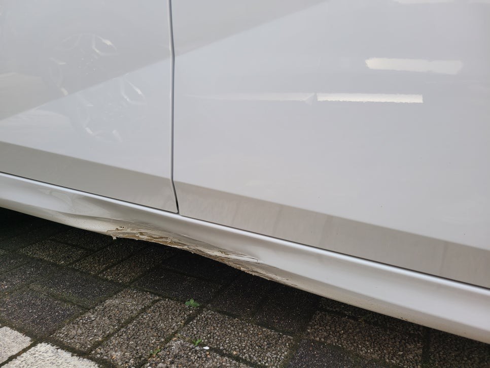 광명 외형복원 아반떼CN7 찌그러진 사이드실 판금도색으로 완벽복원 / 광명시 일직동
