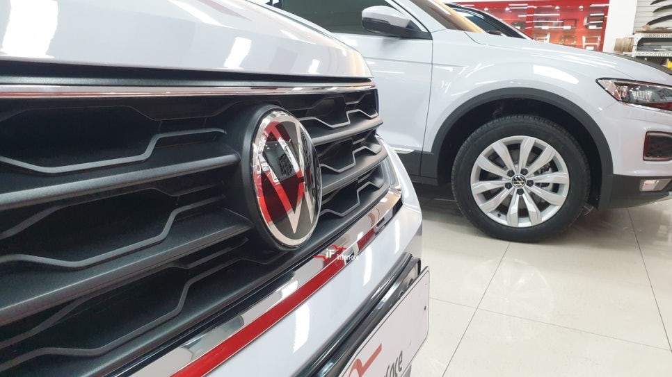 부산 폭스바겐 티록 후방카메라 보면서 후진하세요 / 부산 남구