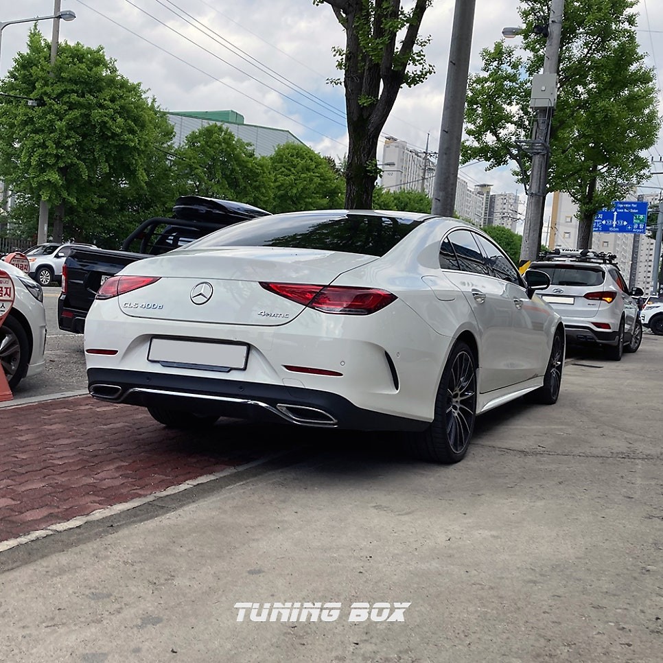 광주 벤츠 CLS 300D 튜닝, 53AMG룩 프론트 리어 범퍼 그릴, 디퓨저에 팁까지