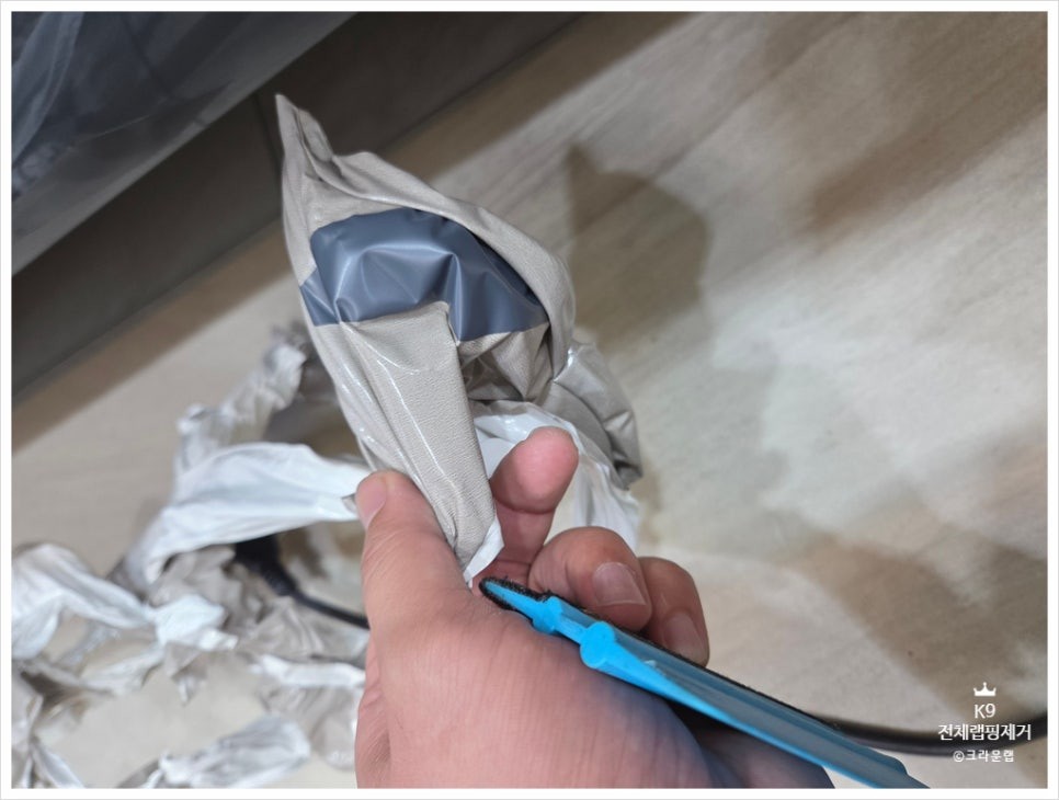 시공한지 오랜 기간이 지난 자동차 랩핑 하루빨리 제거를 해야 하는 이유 기아자동차 K9 전체랩핑 제거 / 부산 사상구