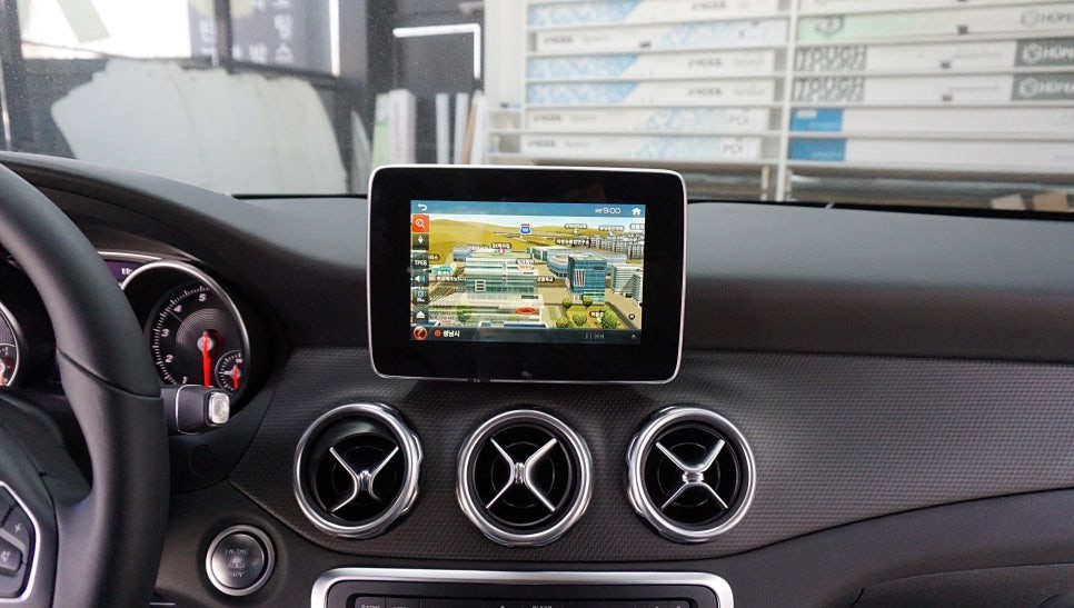 벤츠 GLA220 아이나비 큐브 HD / 경기 과천