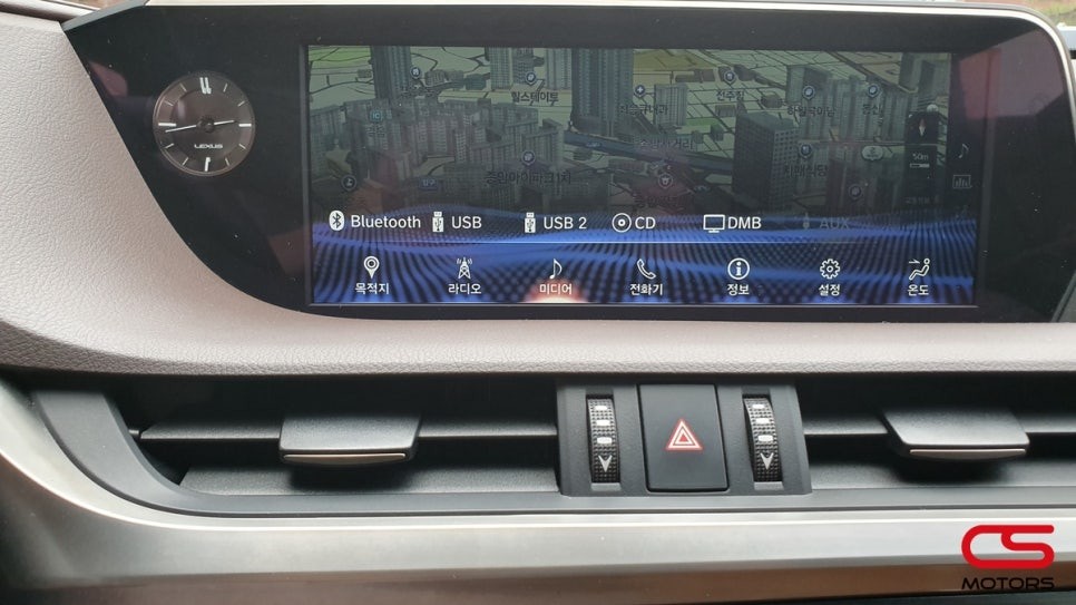 렉서스 신형 7세대 ES 순정 미라캐스트 미라프리하고 주행 중 T맵을 자유롭게 사용해 보세요^^ / 경기 구리