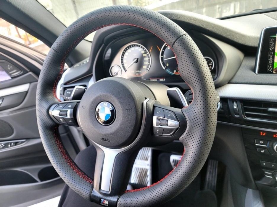 #핸들샵: bmw M핸들 핸들가죽교체,핸들가죽복원,핸들교체,핸들diy,핸들커스텀,핸들튜닝,핸들교체,타공가죽핸들,레드스티치,핸들전문,용인핸들샵,핸들샵 / 용인 기흥구