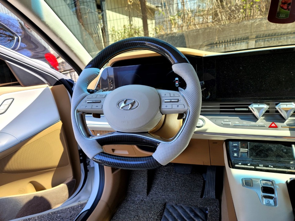 수전사카본 디컷핸들 / 현대 / 더 뉴 그랜저 / 용인 기흥구