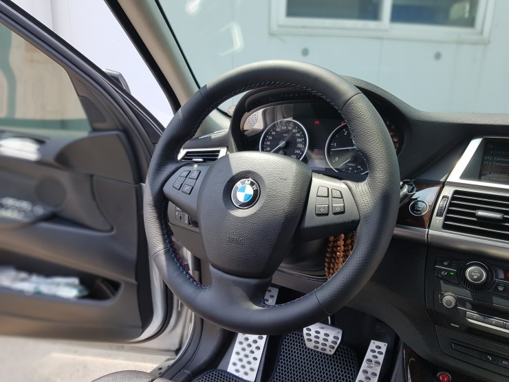 핸들튜닝 / 핸들가죽교체 / BMW / X5 / 용인 기흥구