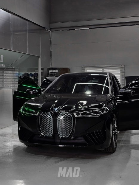 경기남부 / [서울.경기 | 자동차 실내 튜닝 전문점] BMW iX50 롱비치 블루 컬러 안전벨트 시공! 옵션 못넣었다고 걱정하지마세요 / 부산 기장경기 광주시 문형동 / 하남.광주