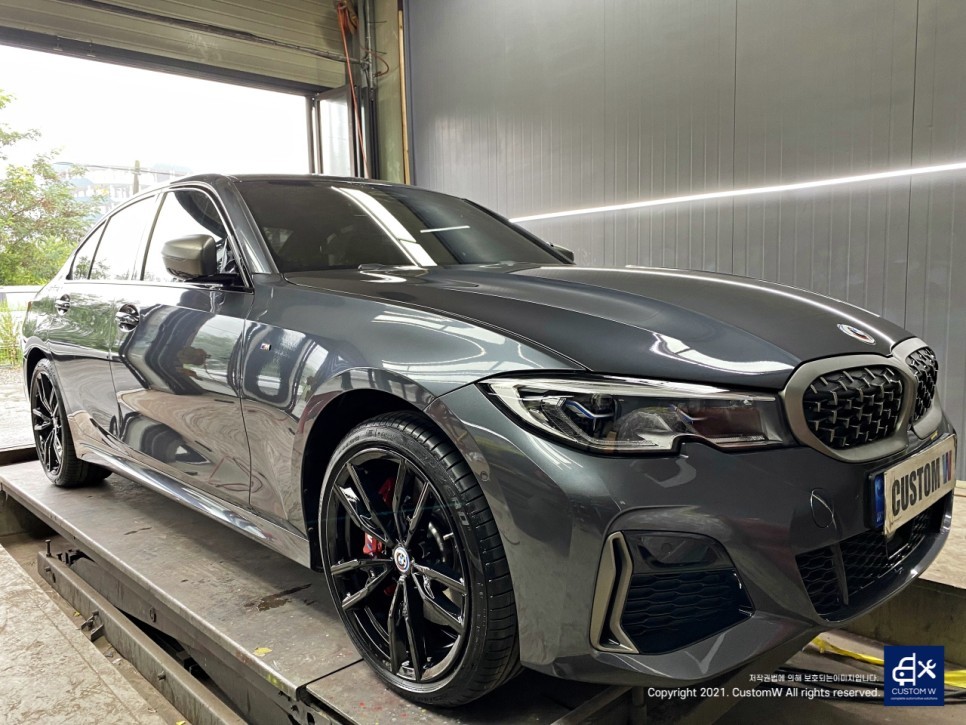 BMW G20 M340i 블랙유광 휠도색 + 레드 캘리퍼 도색