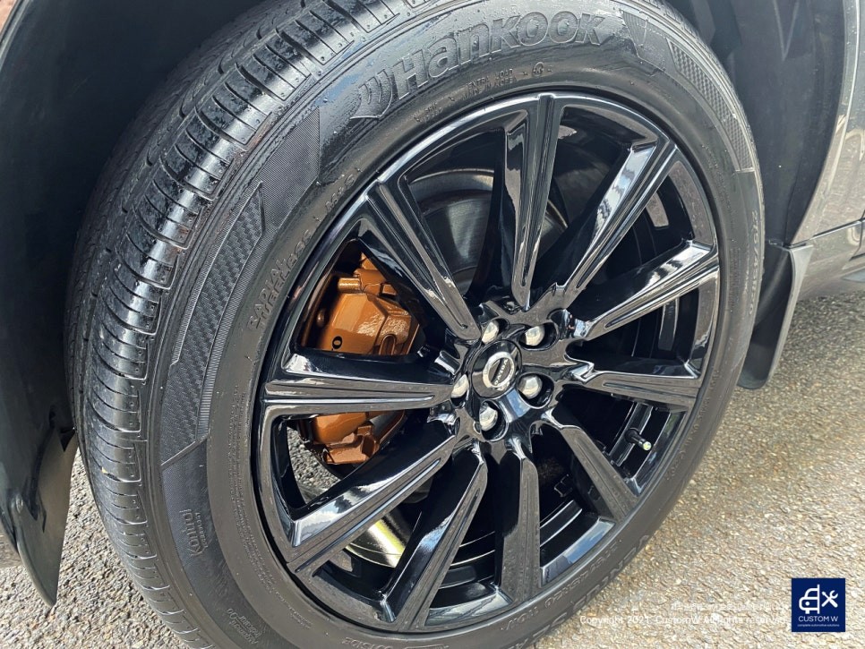 볼보 XC90 휠수리 후 블랙유광 휠도색 + 카본 세라믹 골드 캘리퍼 도색