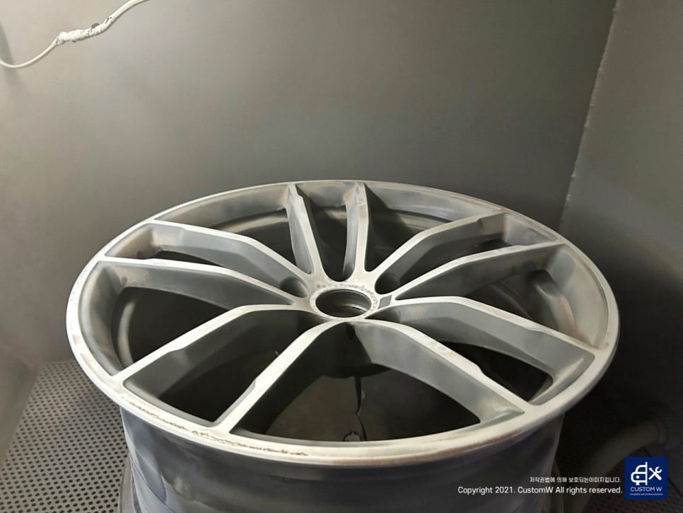 BMW G30 520i 662M 다이아몬드 컷팅 휠복원