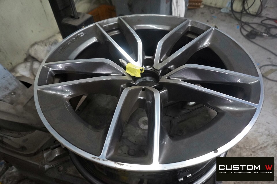 경기남부 / 벤츠 CLS53 AMG 블랙실버 투톤 유광 휠도색 + 카본 세라믹 골드 캘리퍼 도색 / 용인 처인구 / 성남.용인.이천